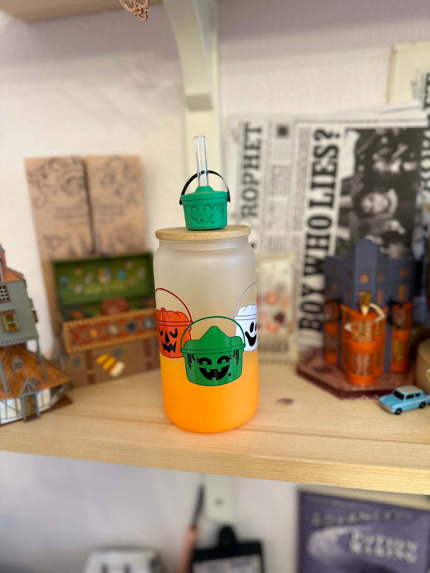 Nostalgie mode spooky - Bucket ✨ verre givré orange avec paille et couvercle bambou