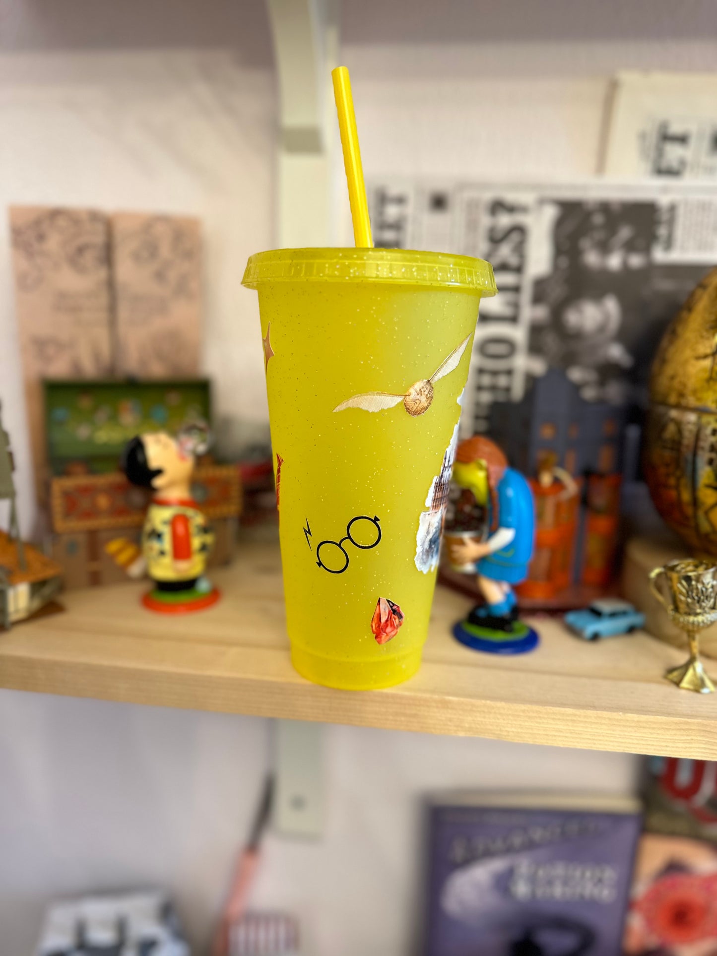 Magic school ✨ glass with lid and straw