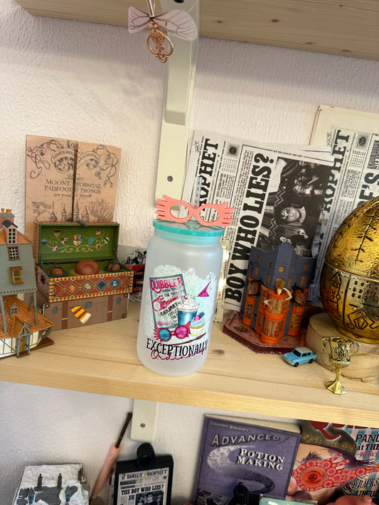 Exceptionnally ordinary Luna ✨ glass with straw and plastic lid