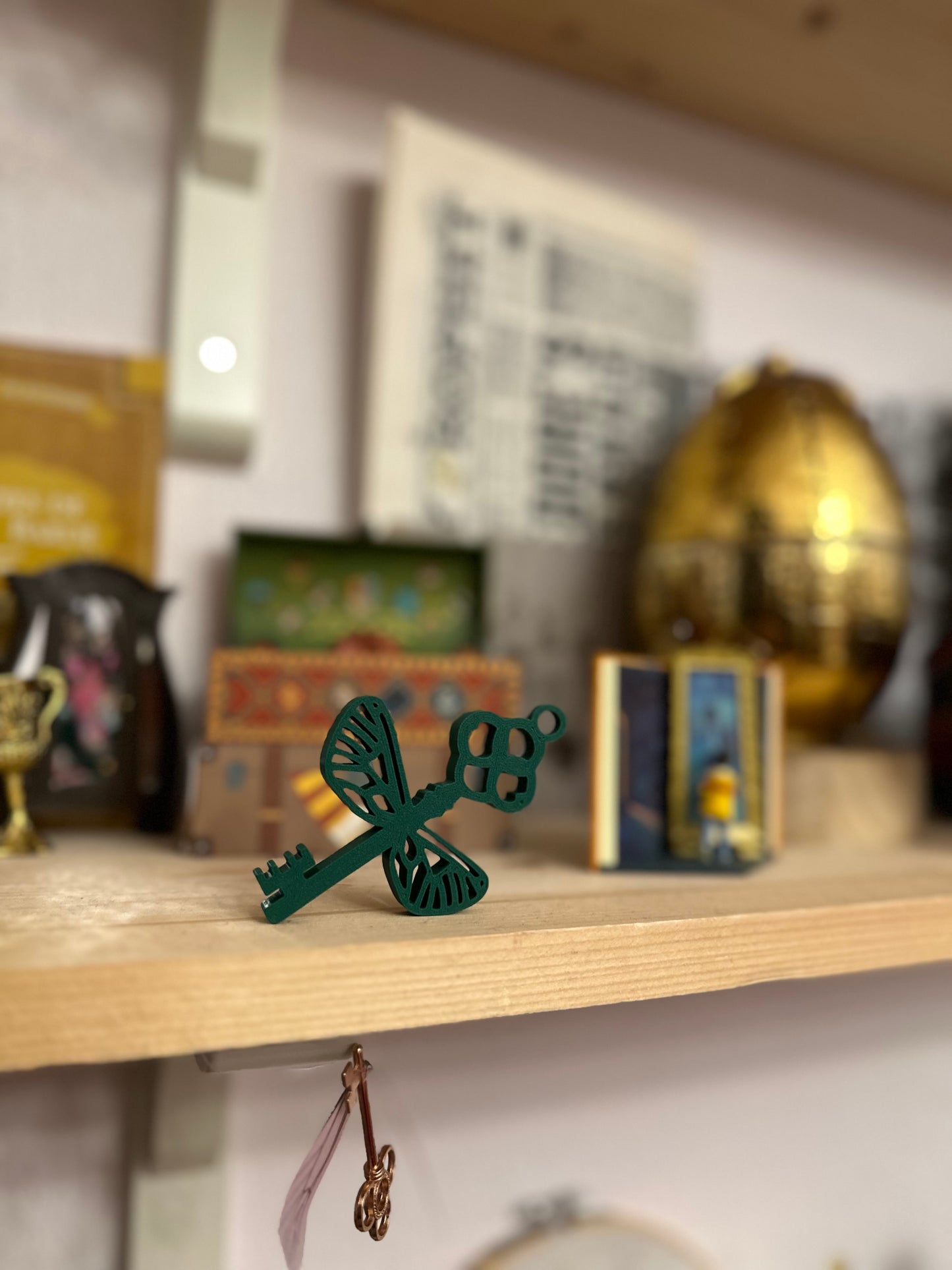 Silver- Flying key, hat, train platform and triangle ornament - Magical decoration 