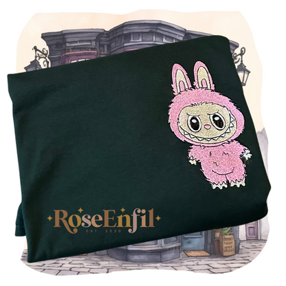 Mascotte mignonne (choix de couleur)- Collection broderie tendance - Plusieurs couleurs